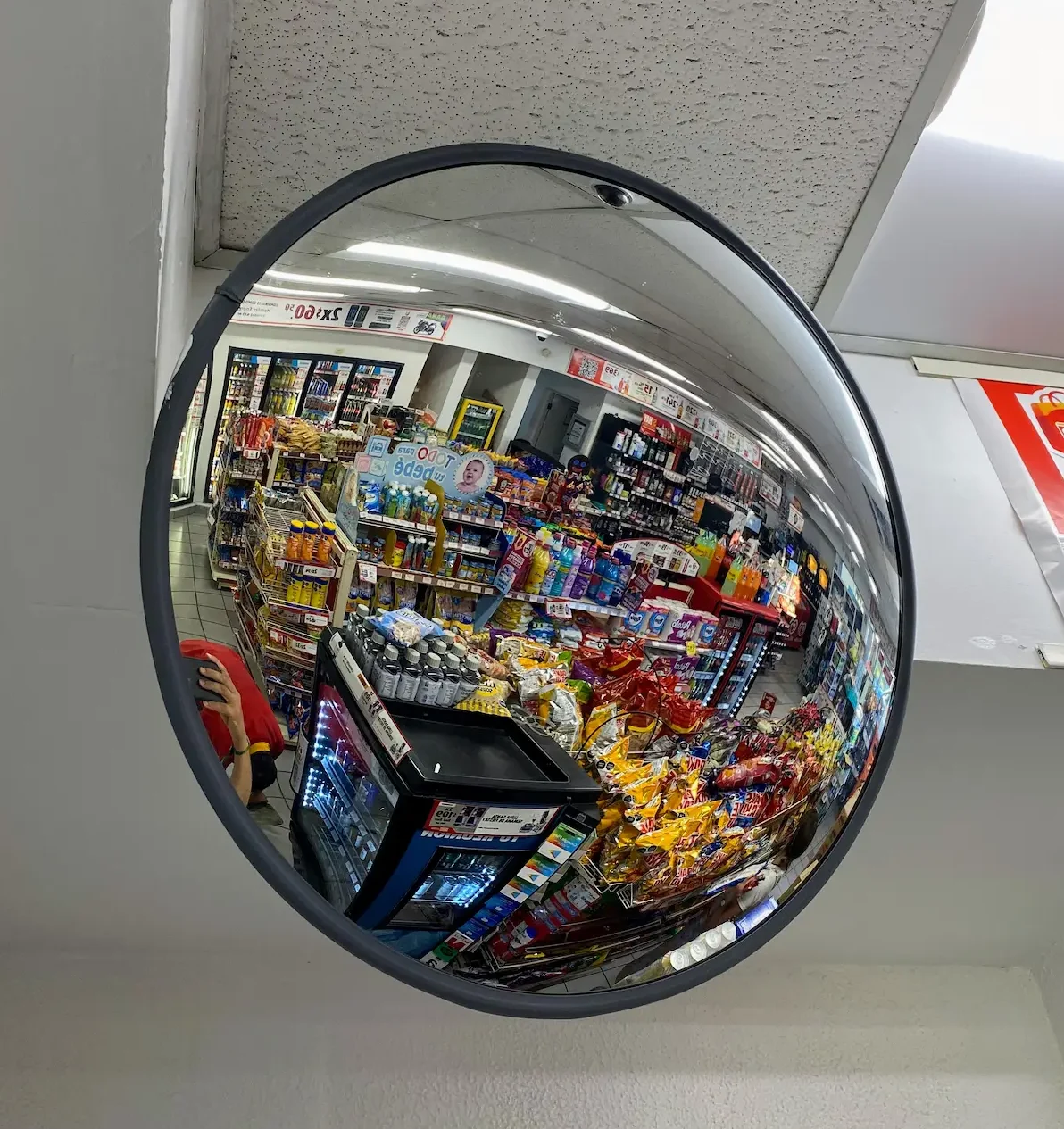 Espejo en tienda